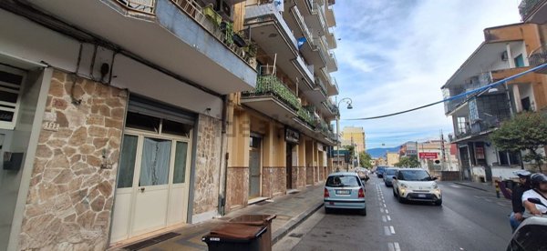 locale commerciale in affitto a Pagani
