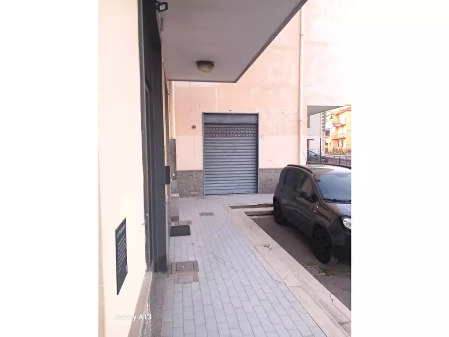 negozio in affitto a Pontecagnano Faiano