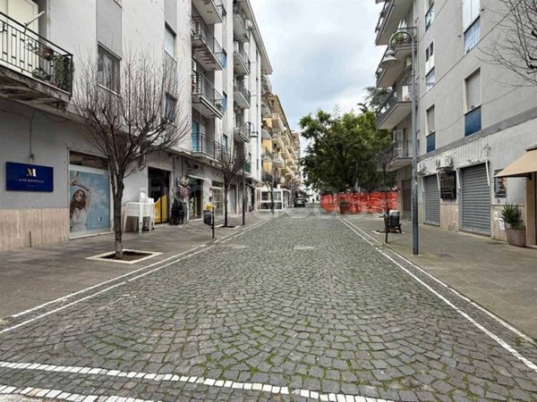 ufficio in affitto a Pontecagnano Faiano