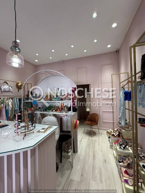 locale commerciale in affitto a Pontecagnano Faiano