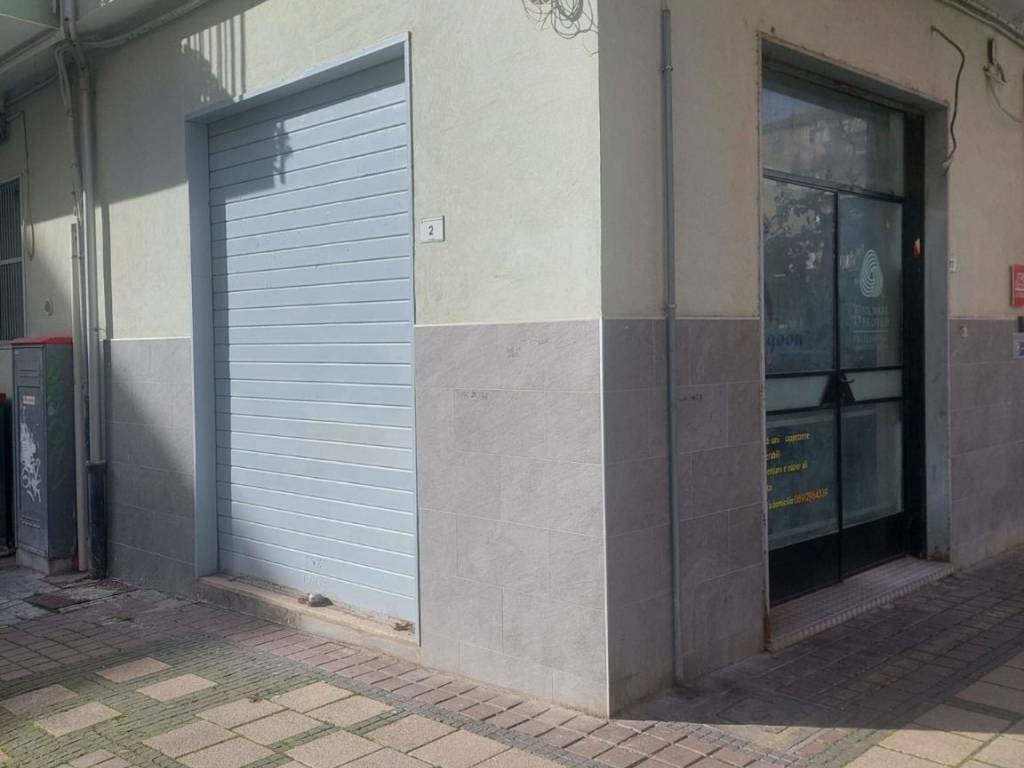 negozio in affitto a Pontecagnano Faiano