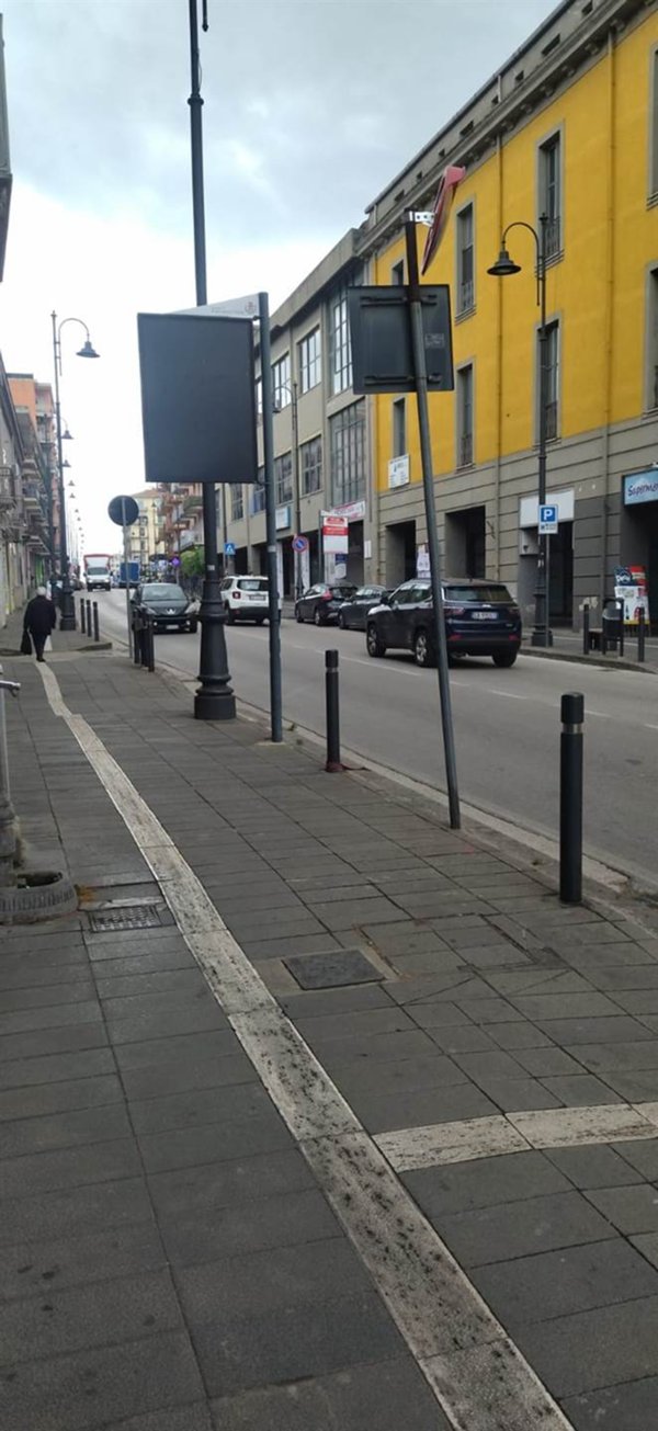 negozio in affitto a Pontecagnano Faiano