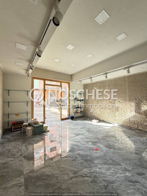 negozio in affitto a Pontecagnano Faiano in zona Sant'Antonio