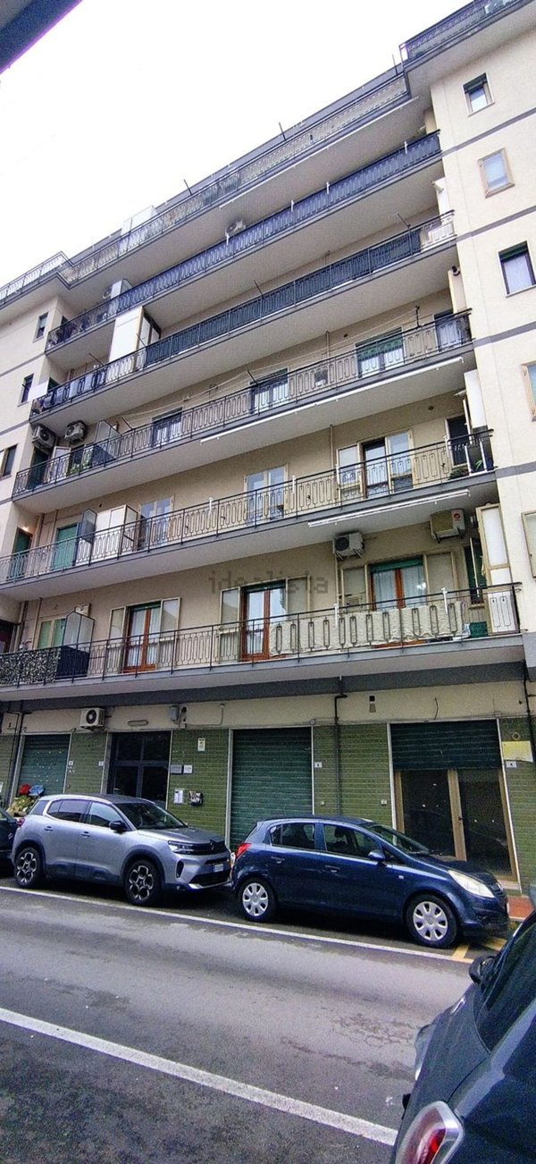 locale commerciale in affitto a Pontecagnano Faiano in zona Sant'Antonio