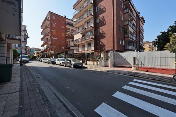 ufficio in affitto a Pontecagnano Faiano in zona Sant'Antonio