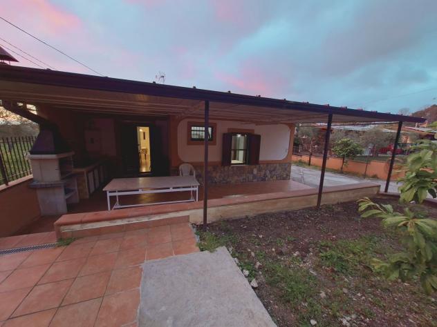 casa indipendente in affitto a Roccadaspide in zona Fonte