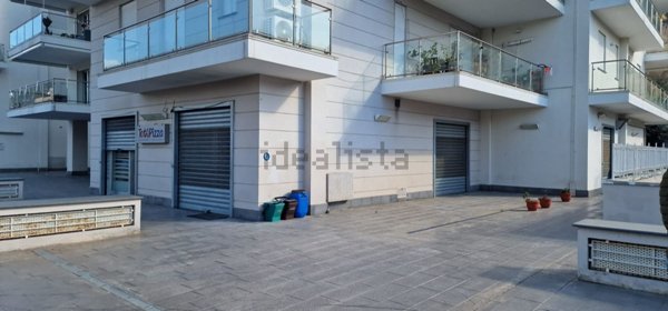 locale commerciale in affitto a Roccapiemonte