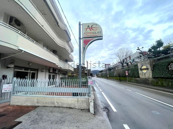 locale commerciale in affitto a Roccapiemonte