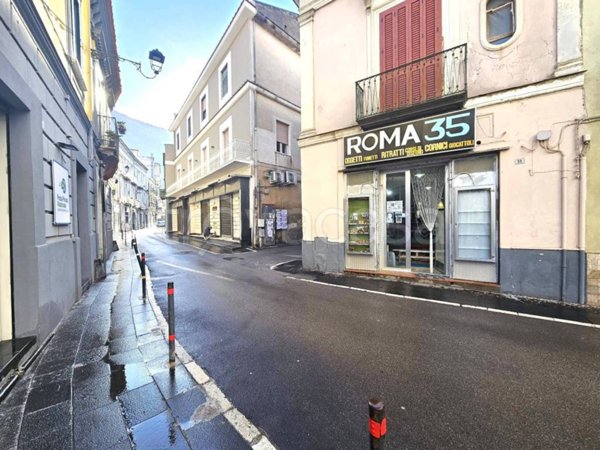 negozio in affitto a Roccapiemonte