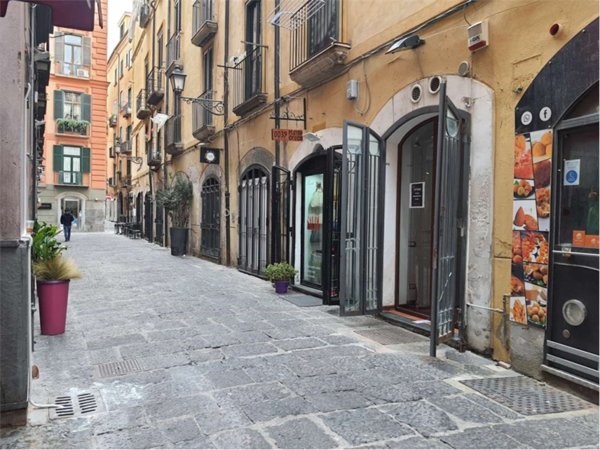 monolocale in affitto a Salerno in zona Centro Città
