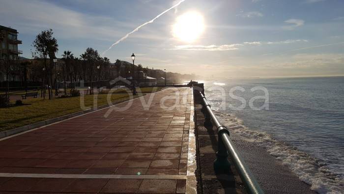 appartamento in affitto a Salerno in zona Torrione