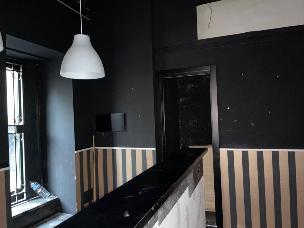 negozio in affitto a Salerno in zona Centro Città