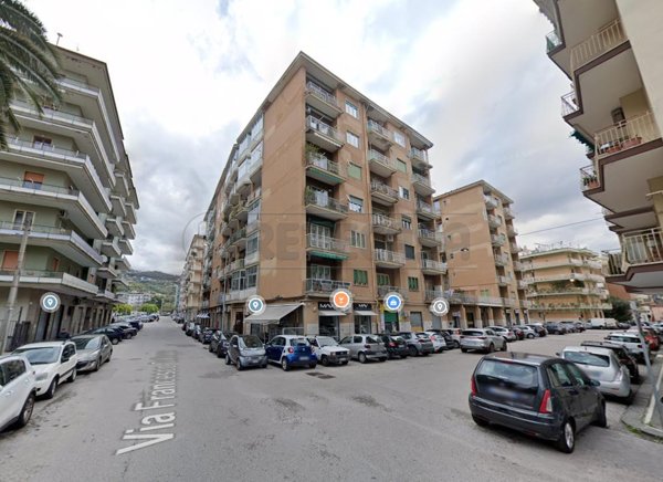 appartamento in affitto a Salerno in zona Torrione