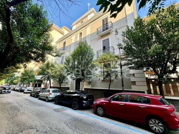 ufficio in affitto a Salerno in zona Centro Città