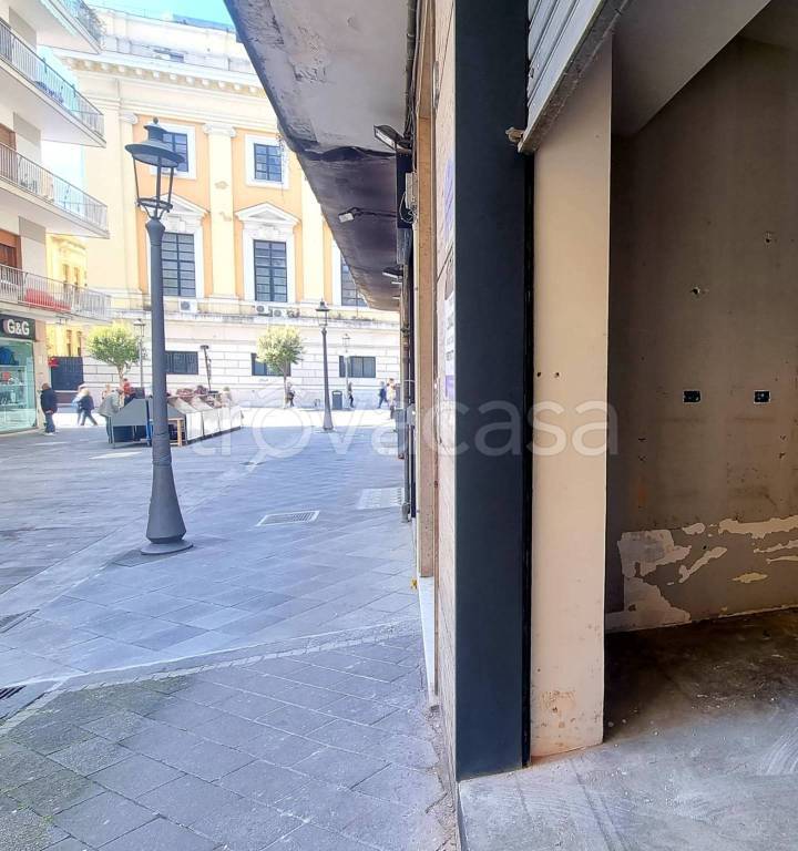 monolocale in affitto a Salerno in zona Centro Città