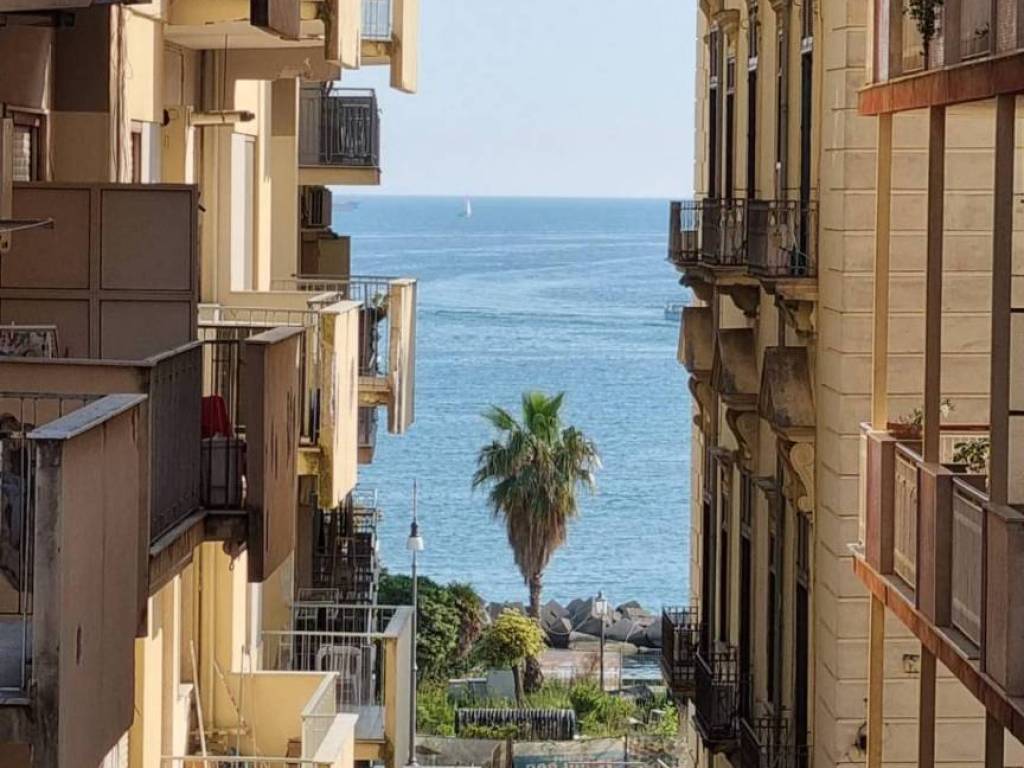 appartamento in affitto a Salerno in zona Centro Città