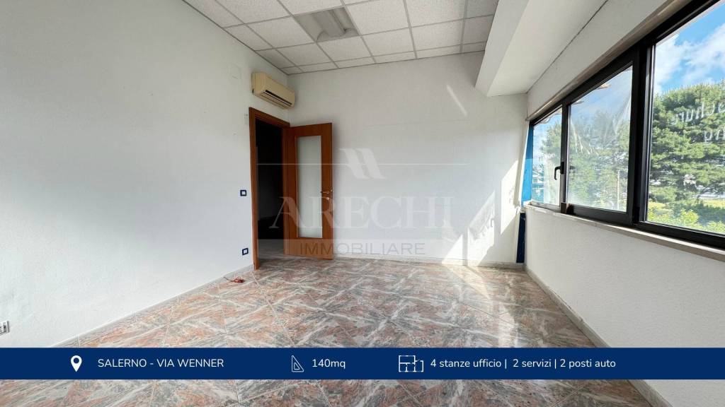 ufficio in affitto a Salerno in zona Zona Industriale