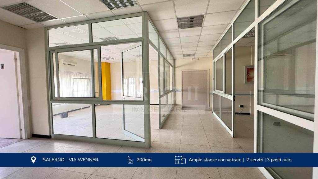 ufficio in affitto a Salerno in zona Zona Industriale