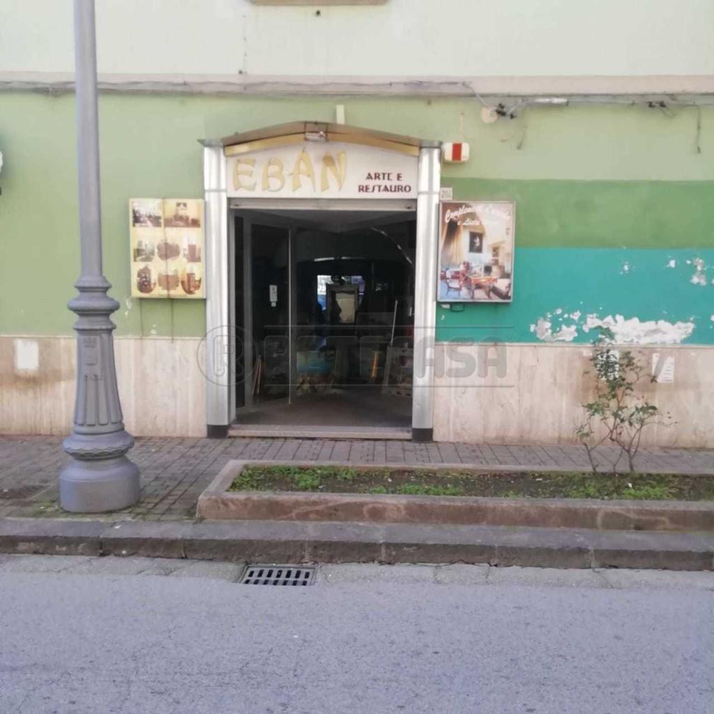 appartamento in affitto a Salerno in zona Mercatello