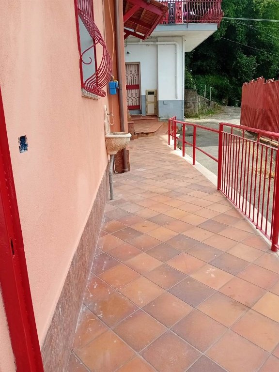 appartamento in affitto a Salerno in zona Brignano / Piezzo