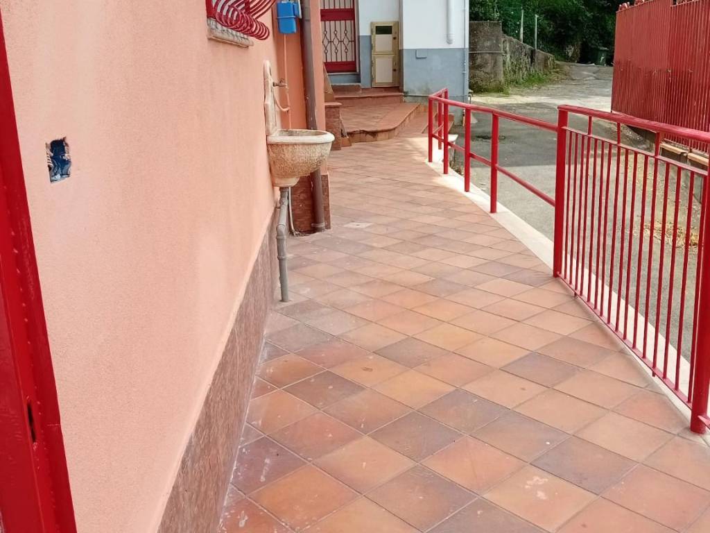 appartamento in affitto a Salerno in zona Ogliara