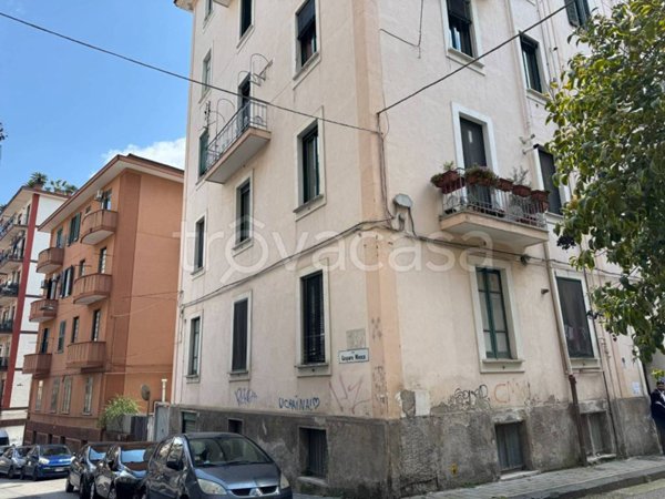 appartamento in affitto a Salerno
