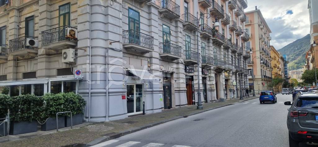appartamento in affitto a Salerno in zona Centro Città