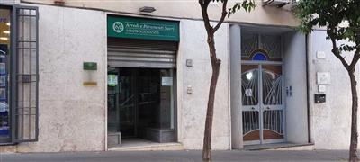 locale commerciale in affitto a Salerno in zona Centro Città