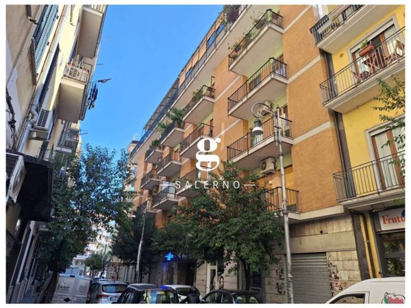 appartamento in affitto a Salerno