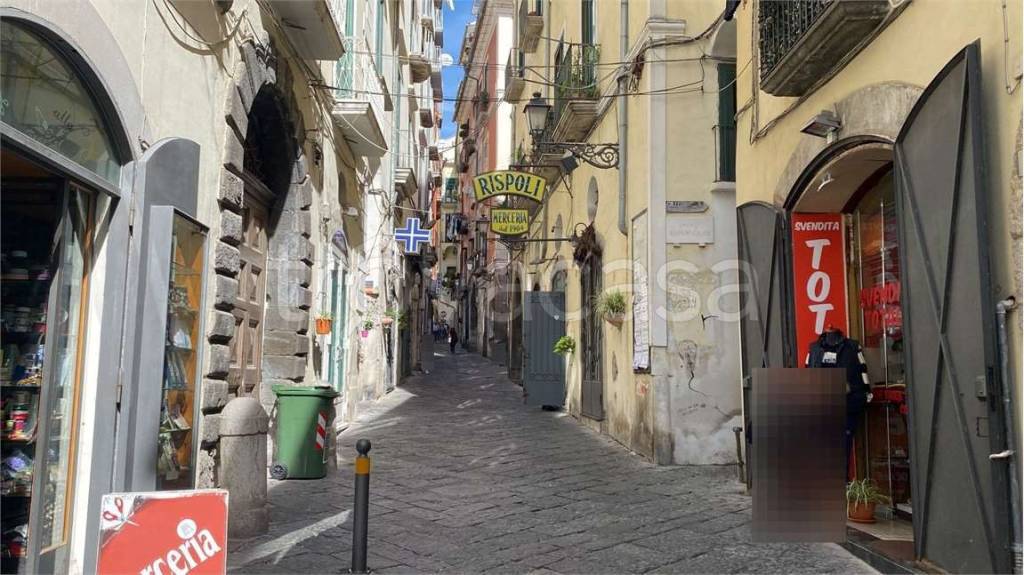 monolocale in affitto a Salerno in zona Centro Città