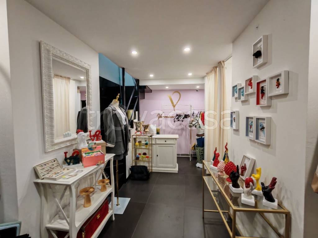 monolocale in affitto a Salerno in zona Centro Città