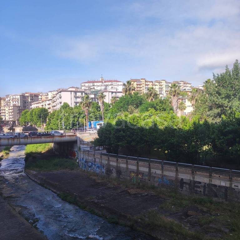 ufficio in affitto a Salerno in zona Irno