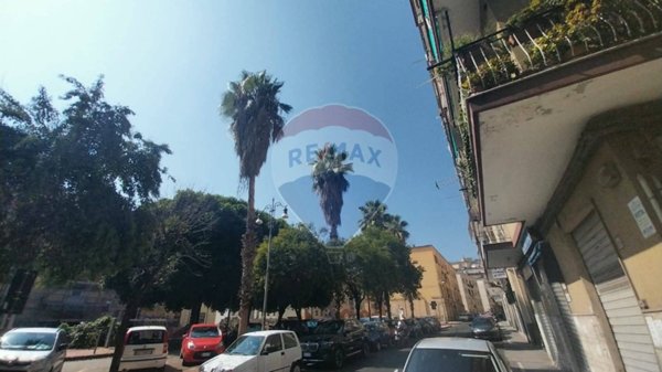 locale commerciale in affitto a Salerno in zona Mennolella