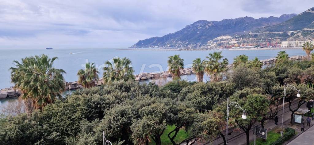 ufficio in affitto a Salerno in zona Centro Città