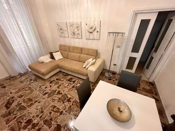 appartamento in affitto a Salerno in zona Centro Città