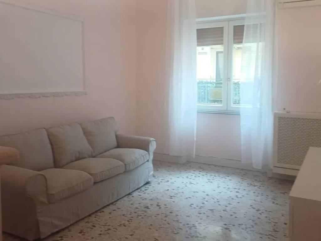 appartamento in affitto a Salerno in zona Torrione