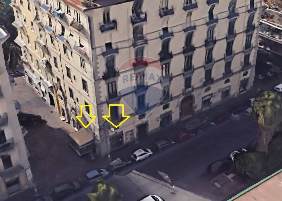 negozio in affitto a Salerno in zona Centro Città