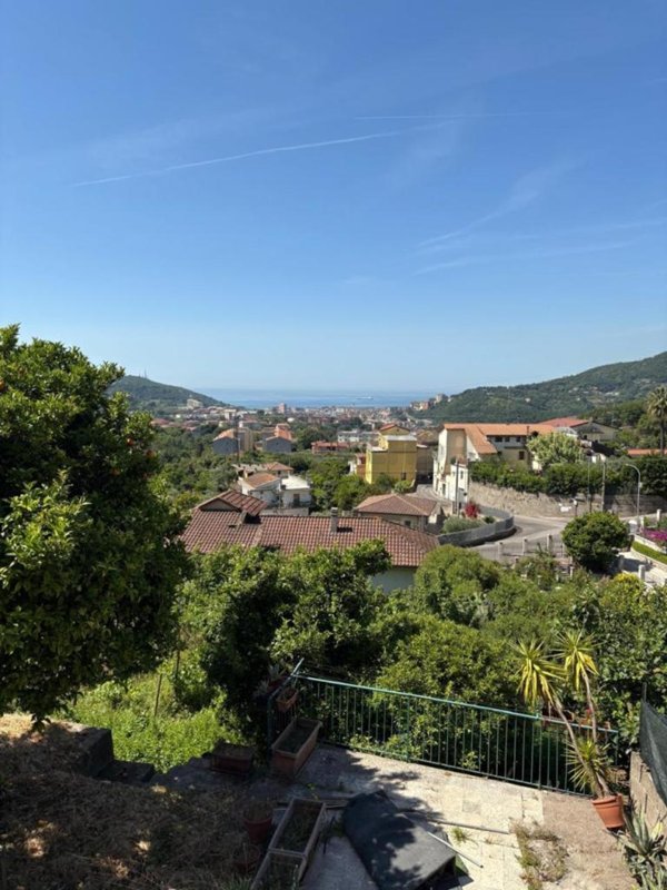 appartamento in affitto a Salerno in zona Cappelle