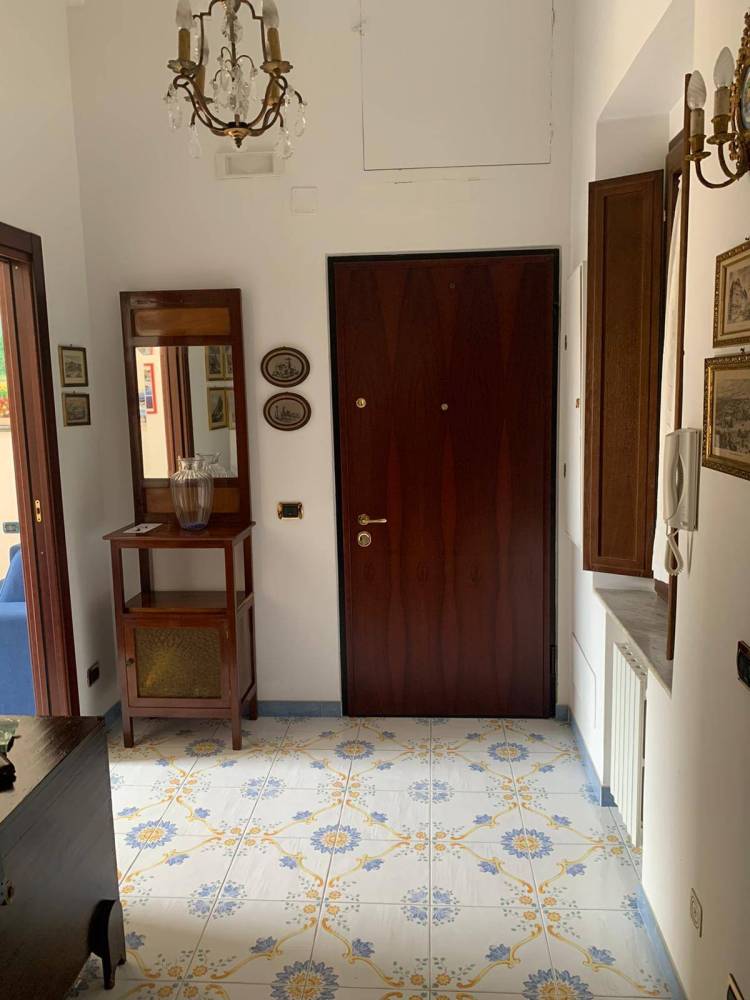 appartamento in affitto a Salerno in zona Centro Città