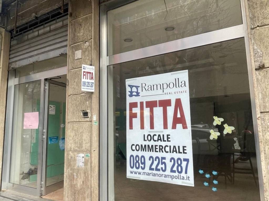 negozio in affitto a Salerno in zona Ogliara