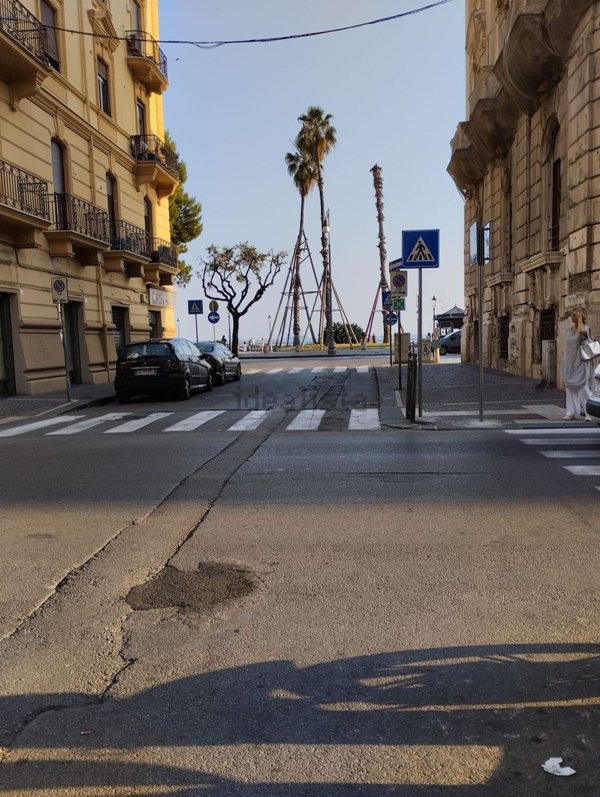 negozio in affitto a Salerno