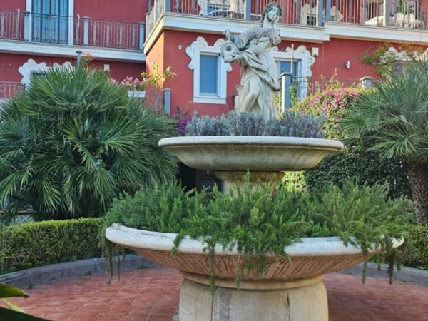 appartamento in affitto a Salerno in zona Centro Città