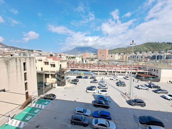 appartamento in affitto a Salerno in zona Centro Città