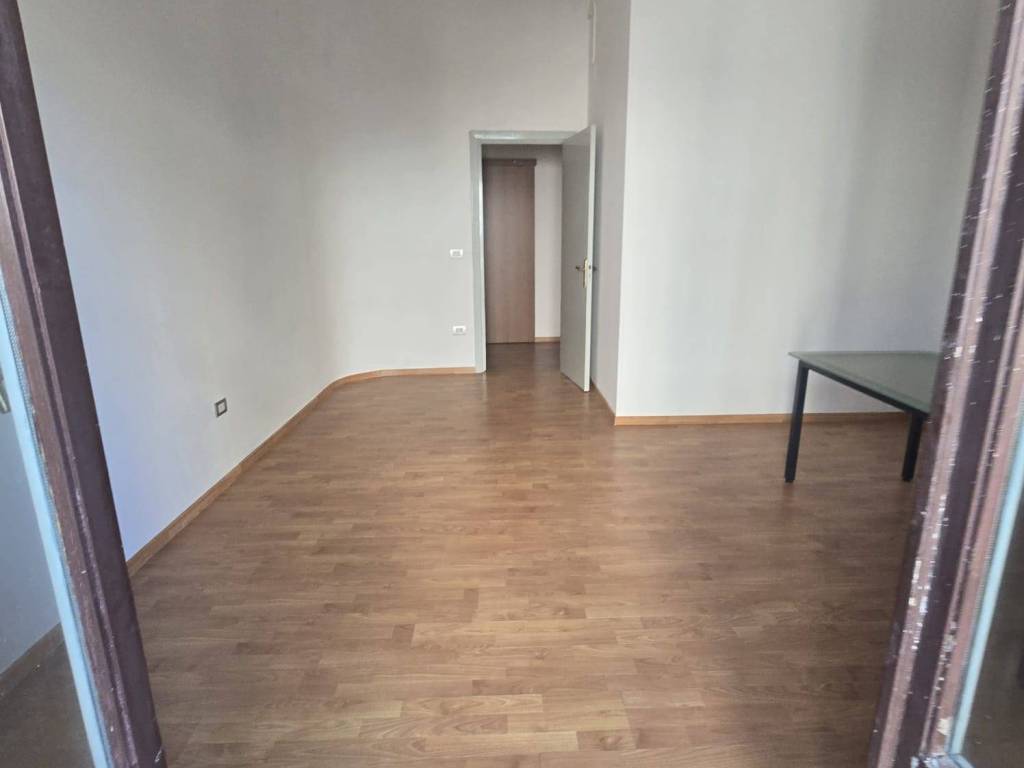 ufficio in affitto a Salerno in zona Centro Città