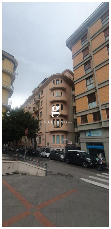 appartamento in affitto a Salerno in zona Centro Città