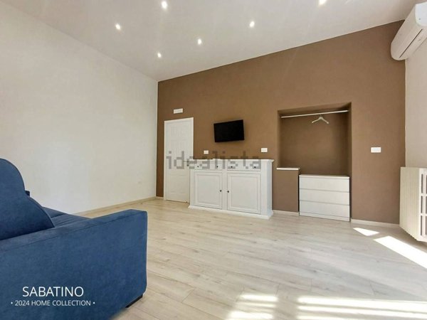 appartamento in affitto a Salerno in zona Centro Città