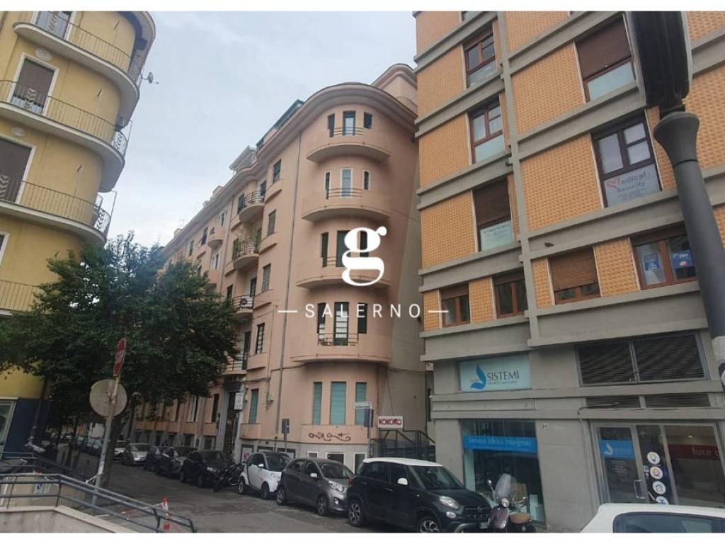 appartamento in affitto a Salerno in zona Centro Città
