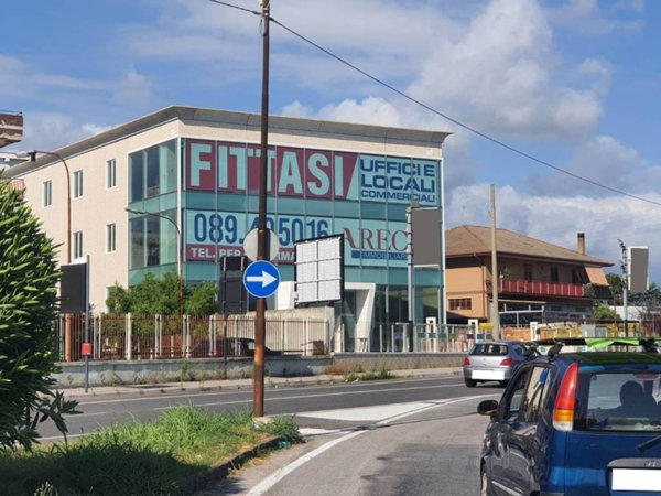 ufficio in affitto a Salerno in zona Zona Industriale
