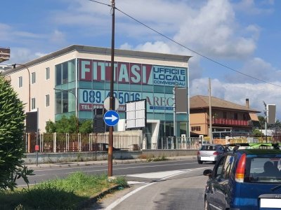 ufficio in affitto a Salerno in zona Zona Industriale