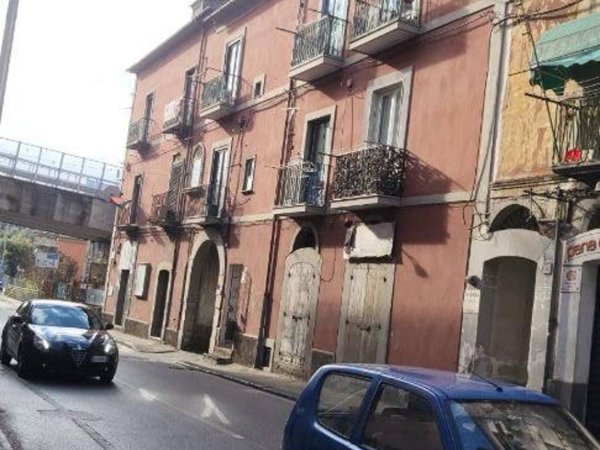 negozio in affitto a Salerno in zona Irno